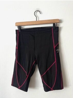 CW-X Stabilyx Mid-Rise Joint Support Compression Shorts Black Women's Size Large